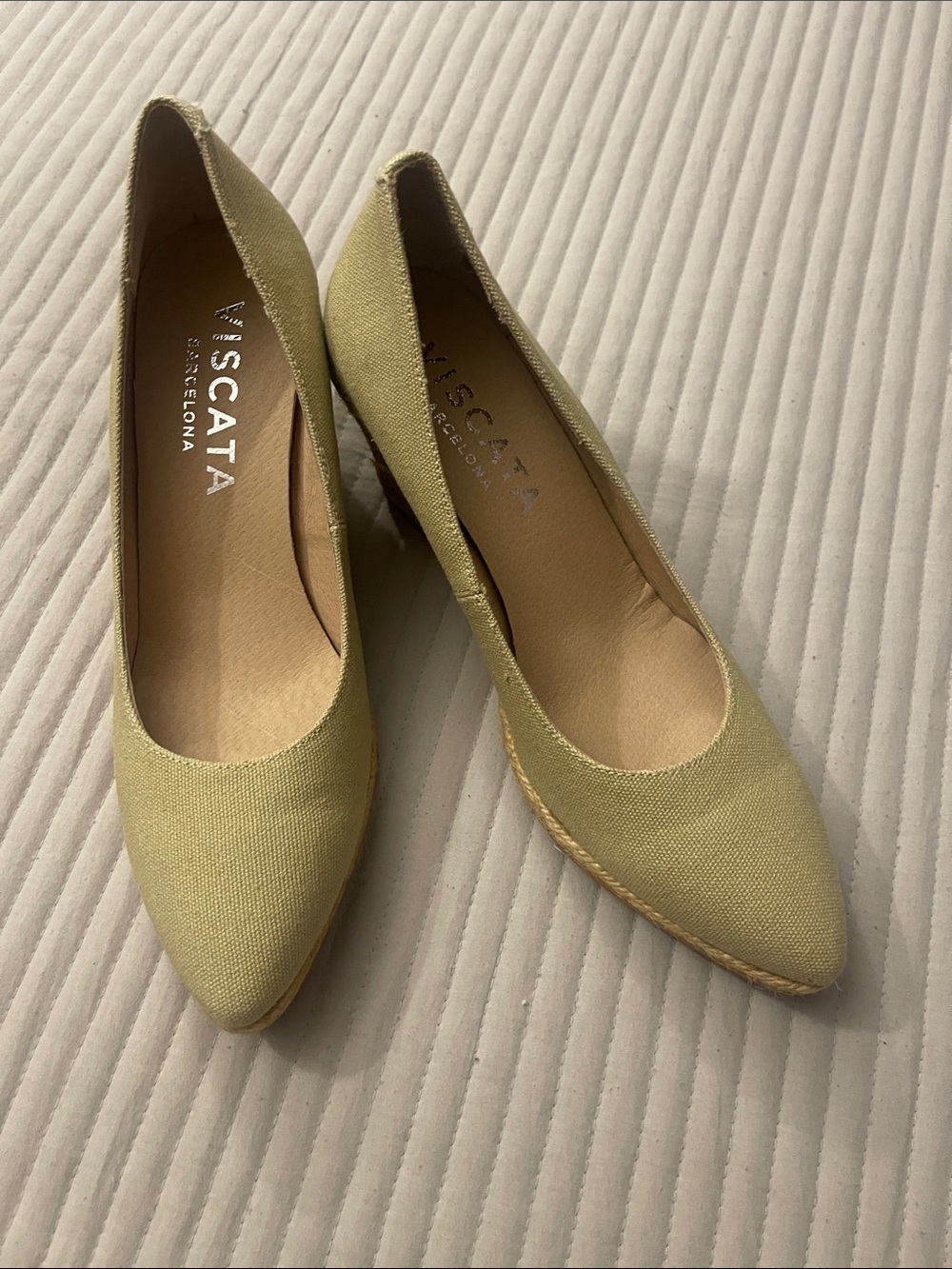 Pointed Espadrille Flats in Light Olive